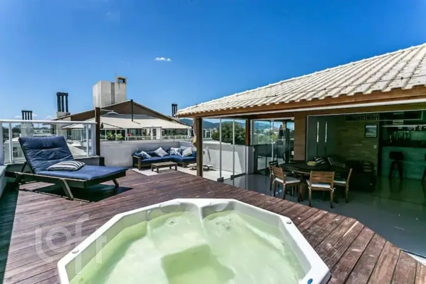Ático de 180 m² con 3 dormitorios y jardín privado — photo 22