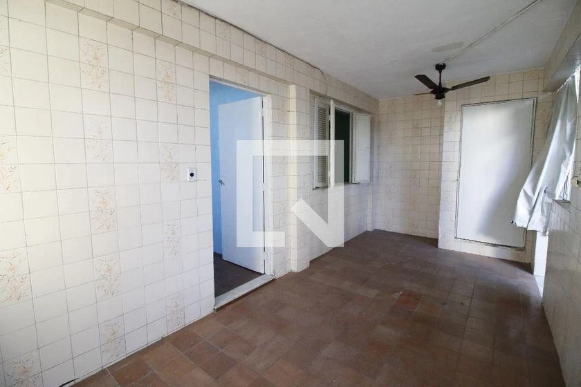 Квартира для оренди з 3 спальнями та площею 110 м² — photo 40