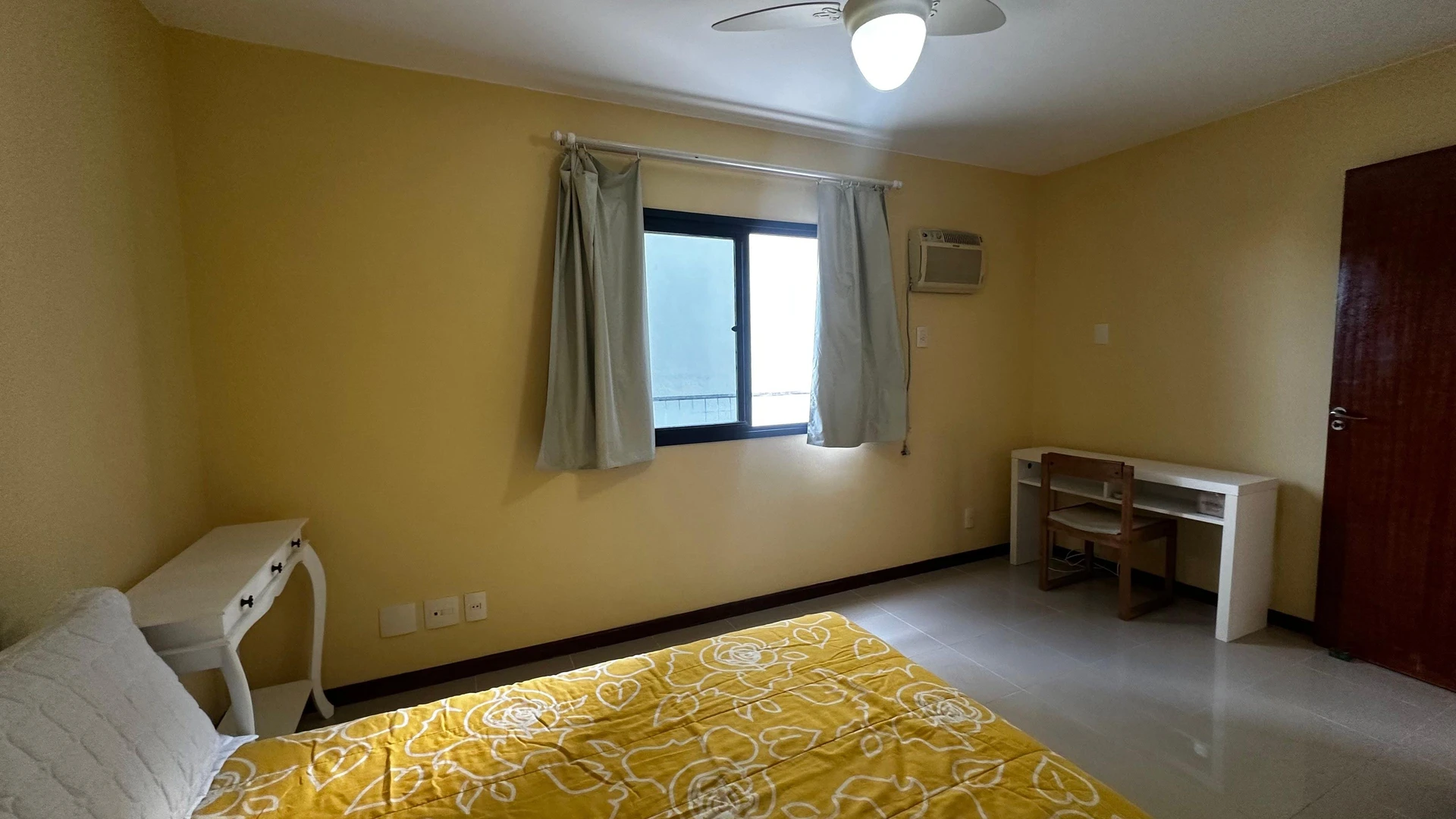 Furnished apartment with 2 bedrooms and a balcony — photo 30