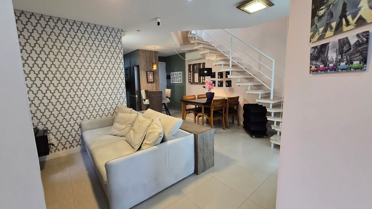 3-bedroom apartment in a building with a gym