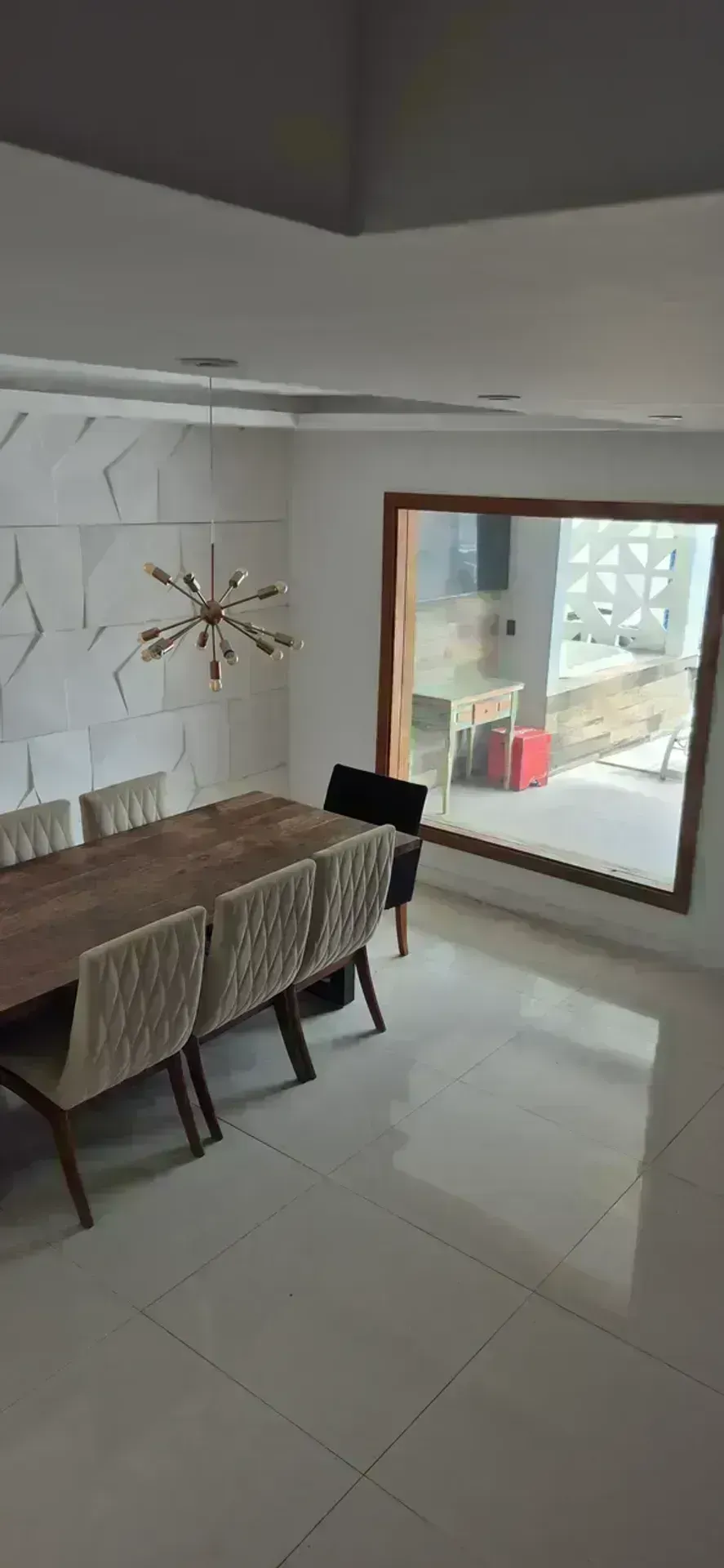 Furnished triplex house with 4 bedrooms and 5 baths — photo 25