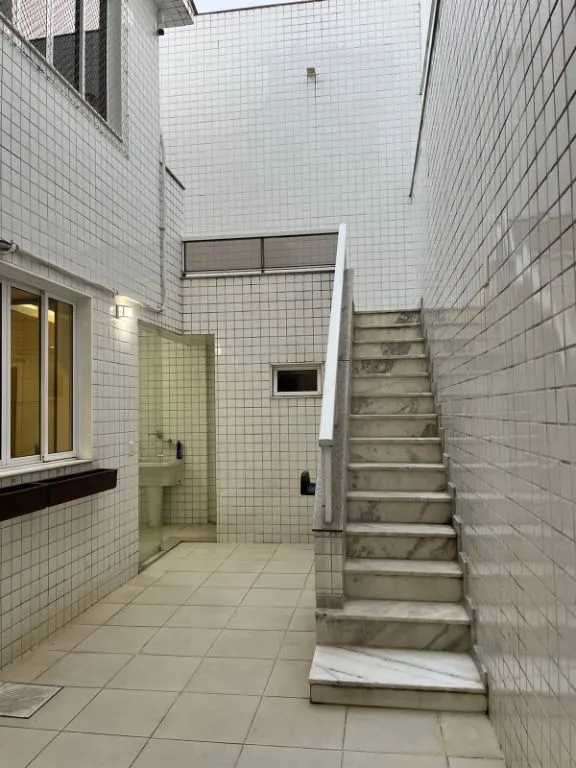 Casa com 3 quartos e 4 banheiros, varanda com churrasqueira — photo 36