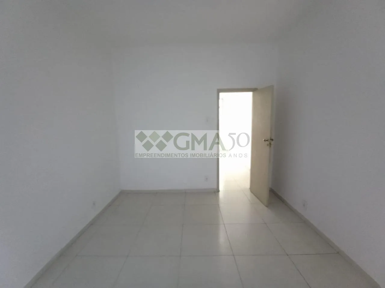 Apartment with 1 bedroom and a separate kitchen — photo 9