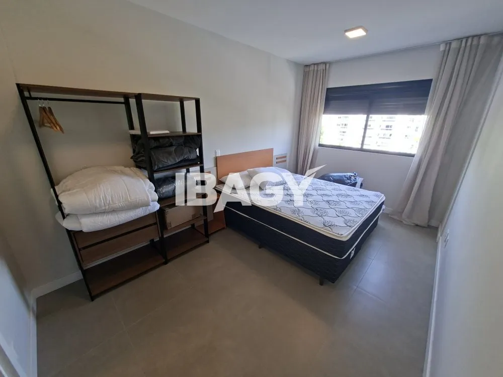Furnished 2-bedroom apartment with gas stove kitchen — photo 27