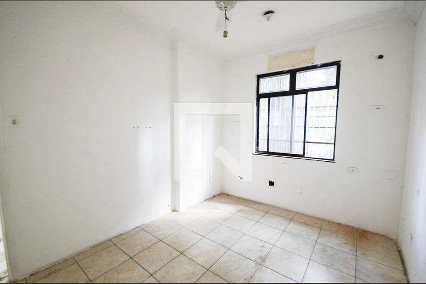 Rental house with 8 bedrooms and 8 bathrooms — photo 22