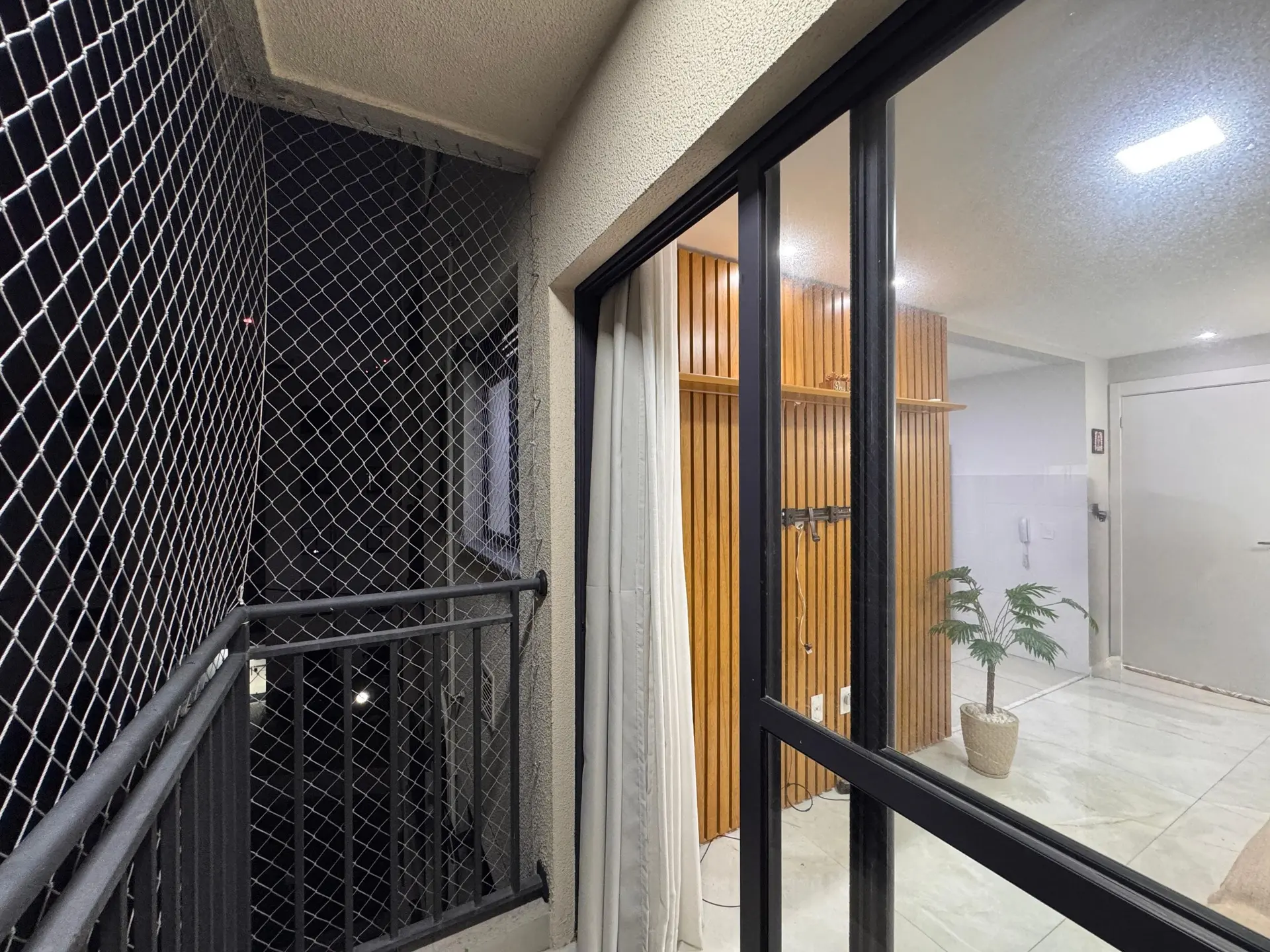 Home office in a 2-bedroom apartment, 58 m² — photo 23