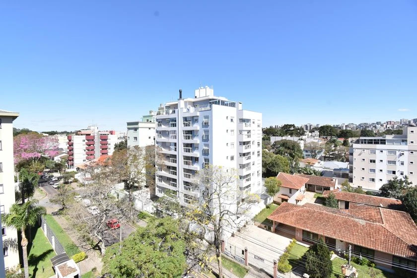 Apartment with 2 bedrooms, balcony and 1 parking spot — photo 6