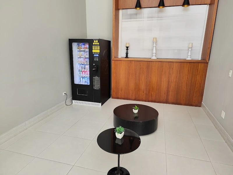 Studio com janelas do piso ao teto, Centro — photo 13
