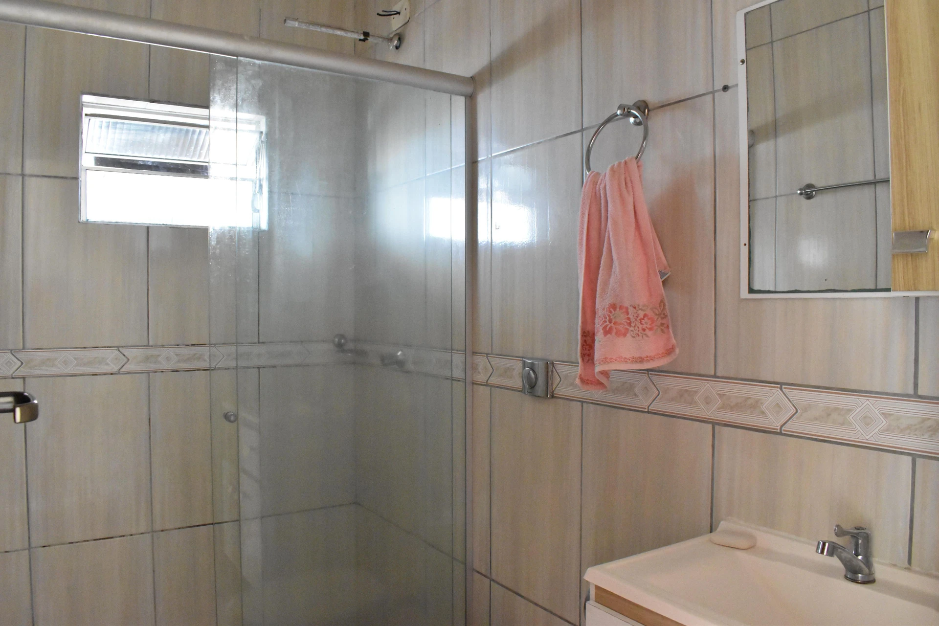 2-bedroom house with a garden in Curitiba — photo 4