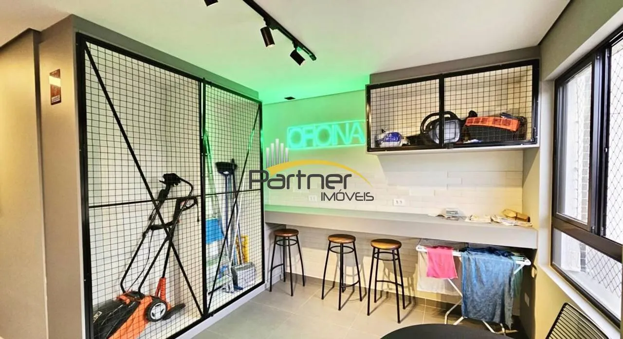 Studio no 4º andar com janelas do piso ao teto — photo 20