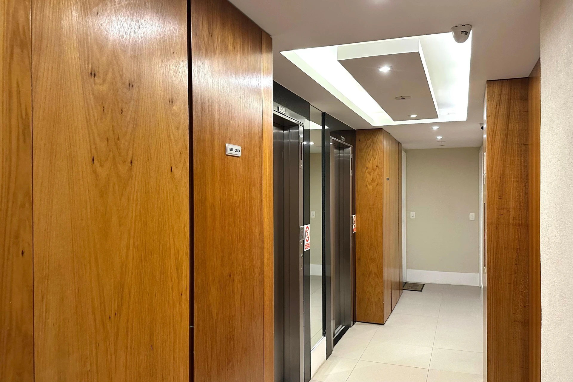 Apartamento mobiliado, 101 m², com janelas do piso ao teto — photo 29