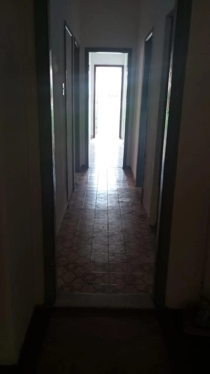 Casa de 4 dormitorios con cocina independiente y 2 baños — photo 22