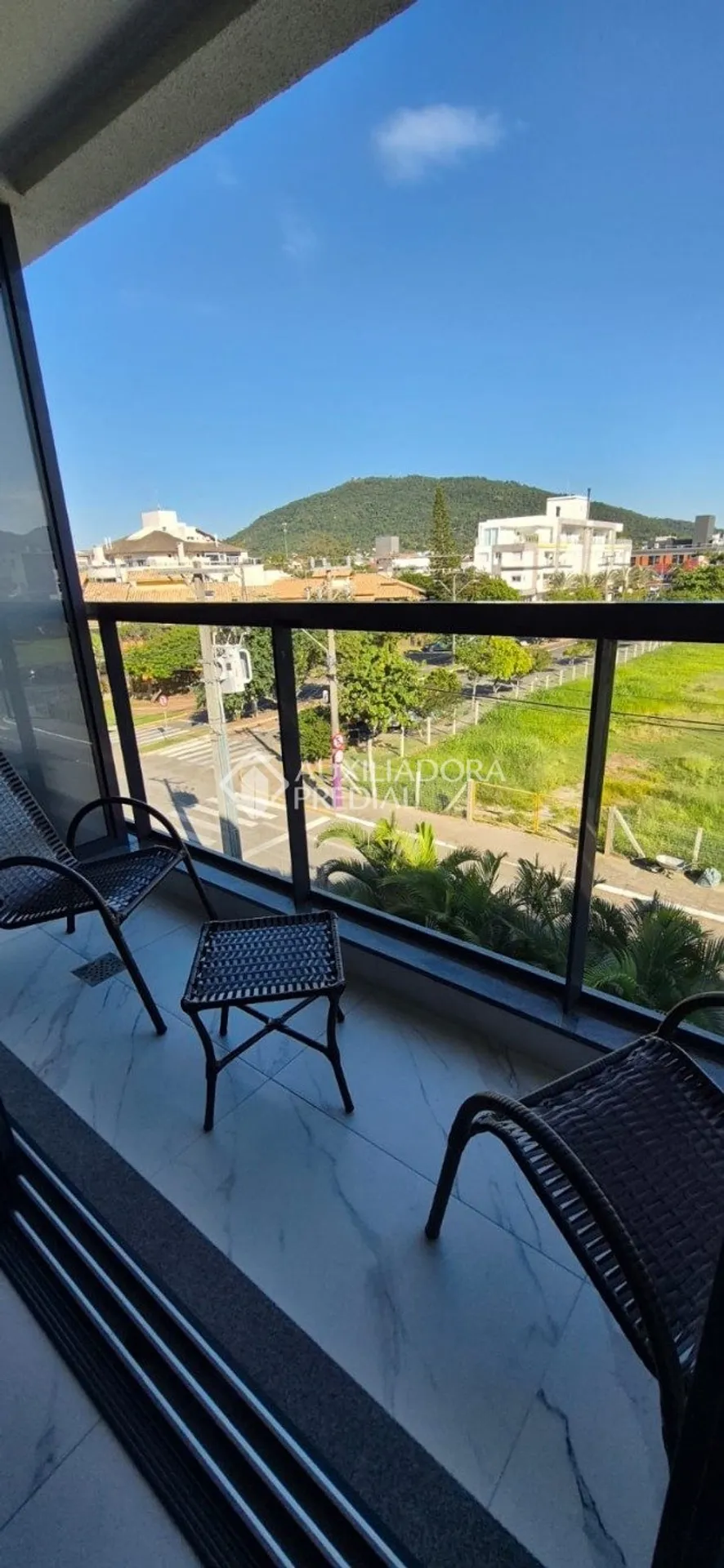 Apartamento amueblado de 1 dormitorio con 62 m² y plaza cubierta — photo 5