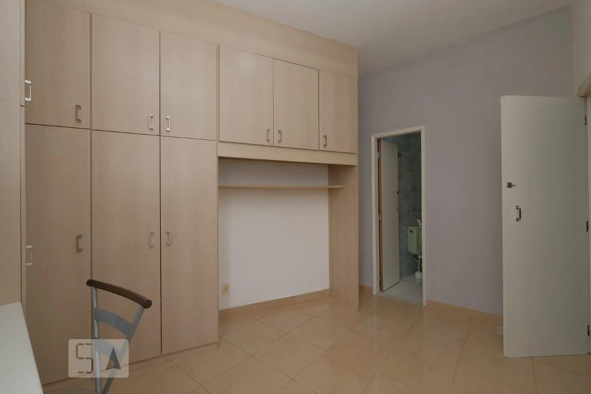 Mountain view in a one-bedroom apartment, 40 m² — photo 9