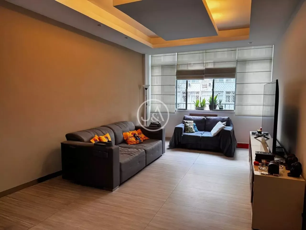 Apartamento mobiliado com 3 quartos e 106 m² — photo 2