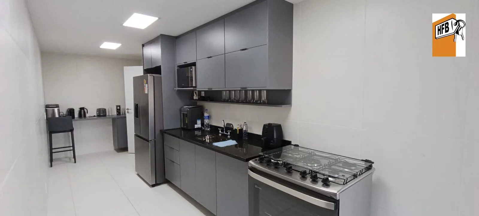 151 m² apartment with 3 bedrooms and 5 bathrooms — photo 31