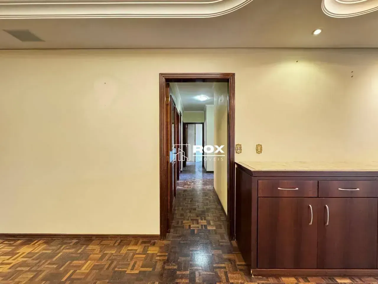 250 m² apartment with 3 bedrooms and a gas stove — photo 22