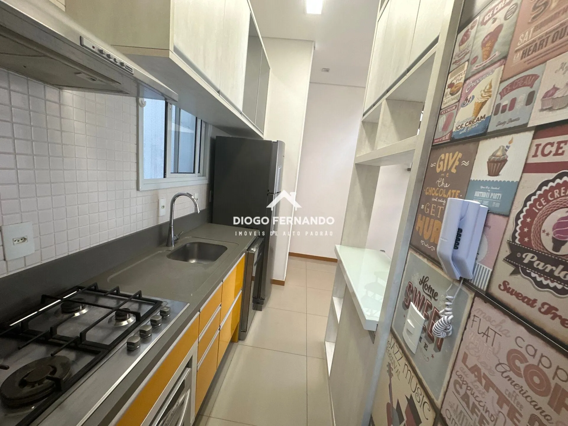2-bedroom apartment with a glass-enclosed balcony — photo 19