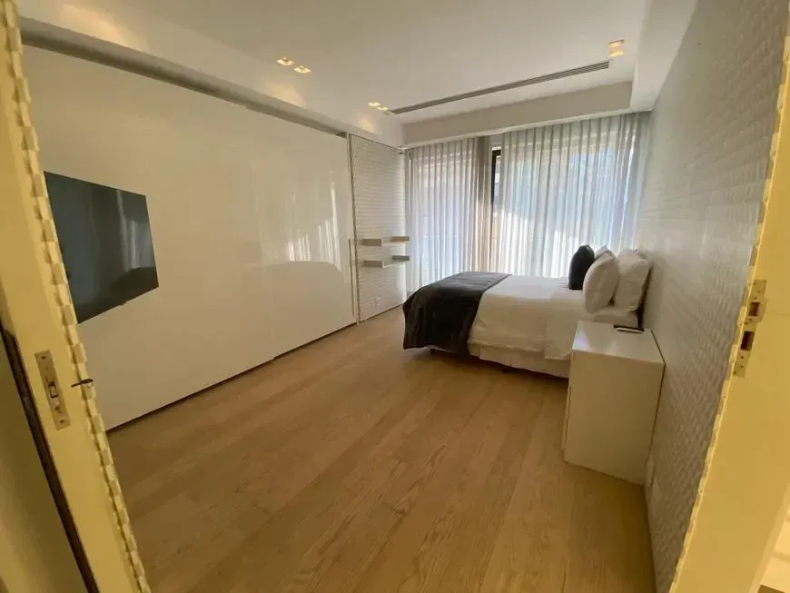 Apartamento sin muebles con 4 dormitorios y 5 baños — photo 57