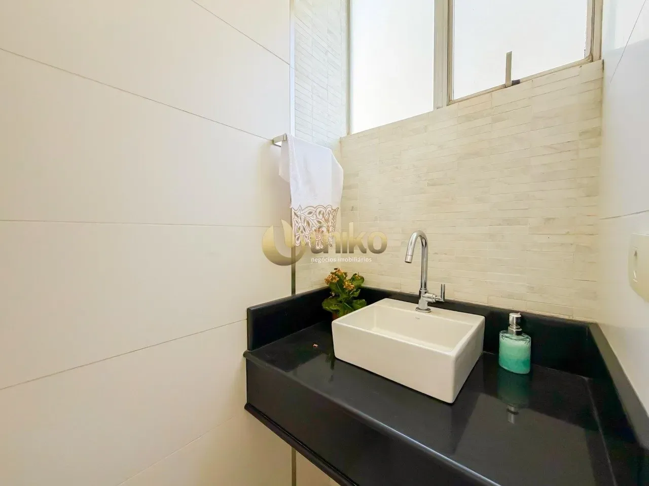 Apartamento de 4 dormitorios con 2 suites y 231 m² — photo 25