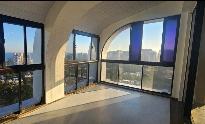 150 m² apartment with 3 en-suite bedrooms and 2 parking — photo 8