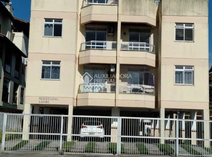 2-bedroom apartment with balcony and 68 m²