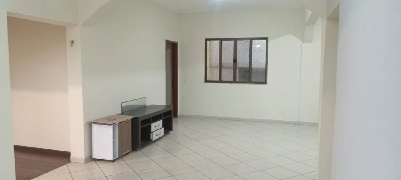 Apartamento de 4 quartos com vista para as montanhas — photo 2