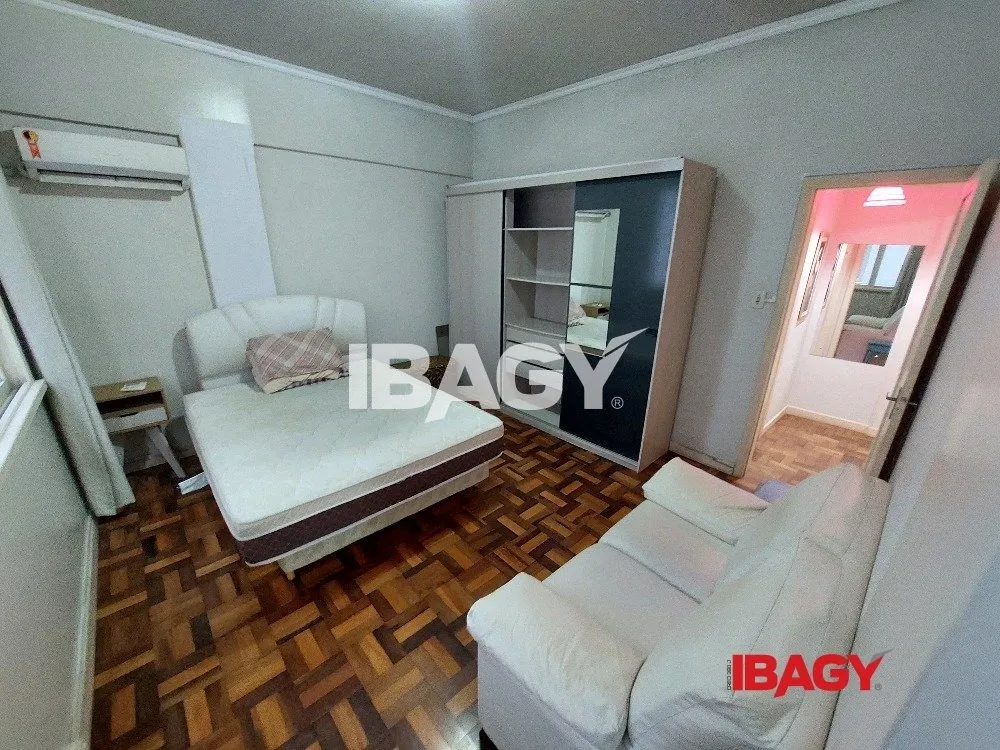 1-bedroom apartment with built-in TV unit and 55 m² — photo 9