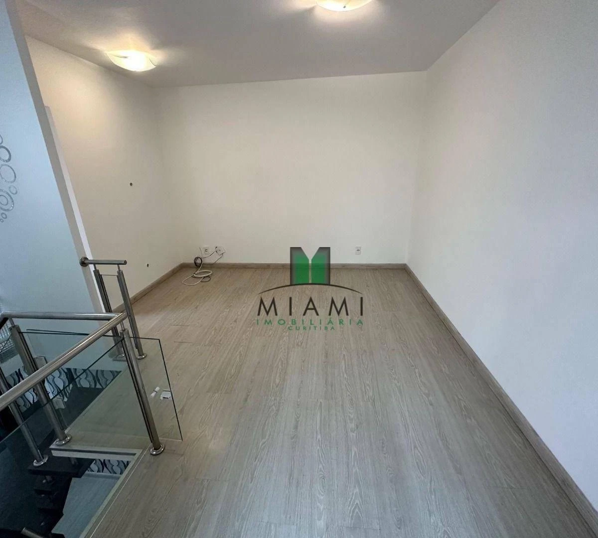 2-bedroom apartment with a washing machine — photo 28