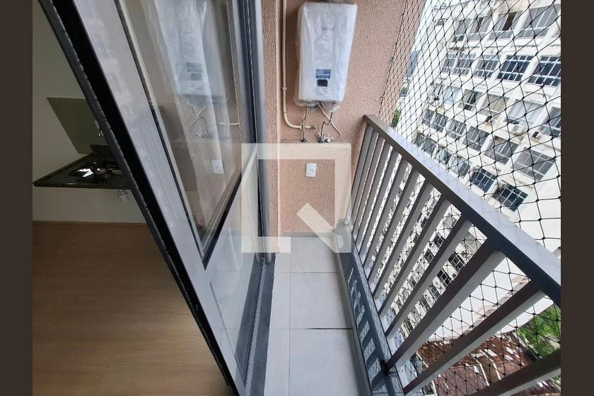1 quarto e espaço de home office: apartamento de 32 m² — photo 12