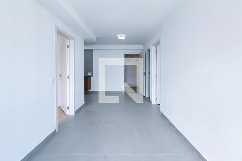 2-bedroom apartment in a building with a gym — photo 26
