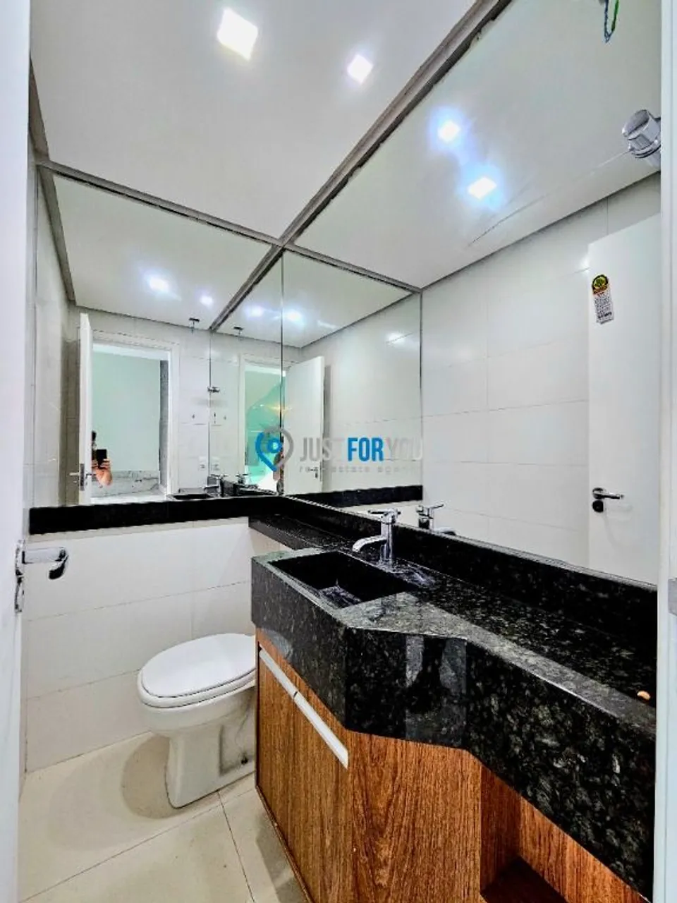 Cobertura com 3 dormitórios e 180 m², 5 banheiros — photo 9