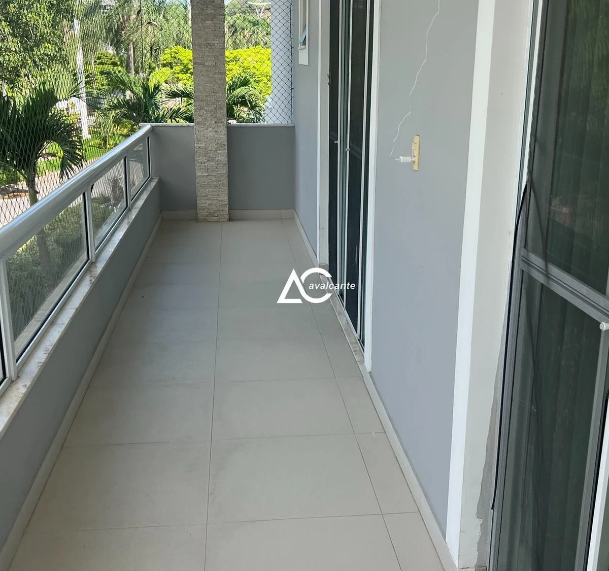 Furnished 4 en-suite home with 400 m² — photo 33