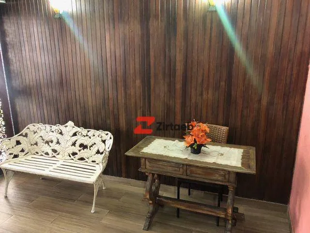 Apartment, 68 m², with wood or laminate floors — photo 24