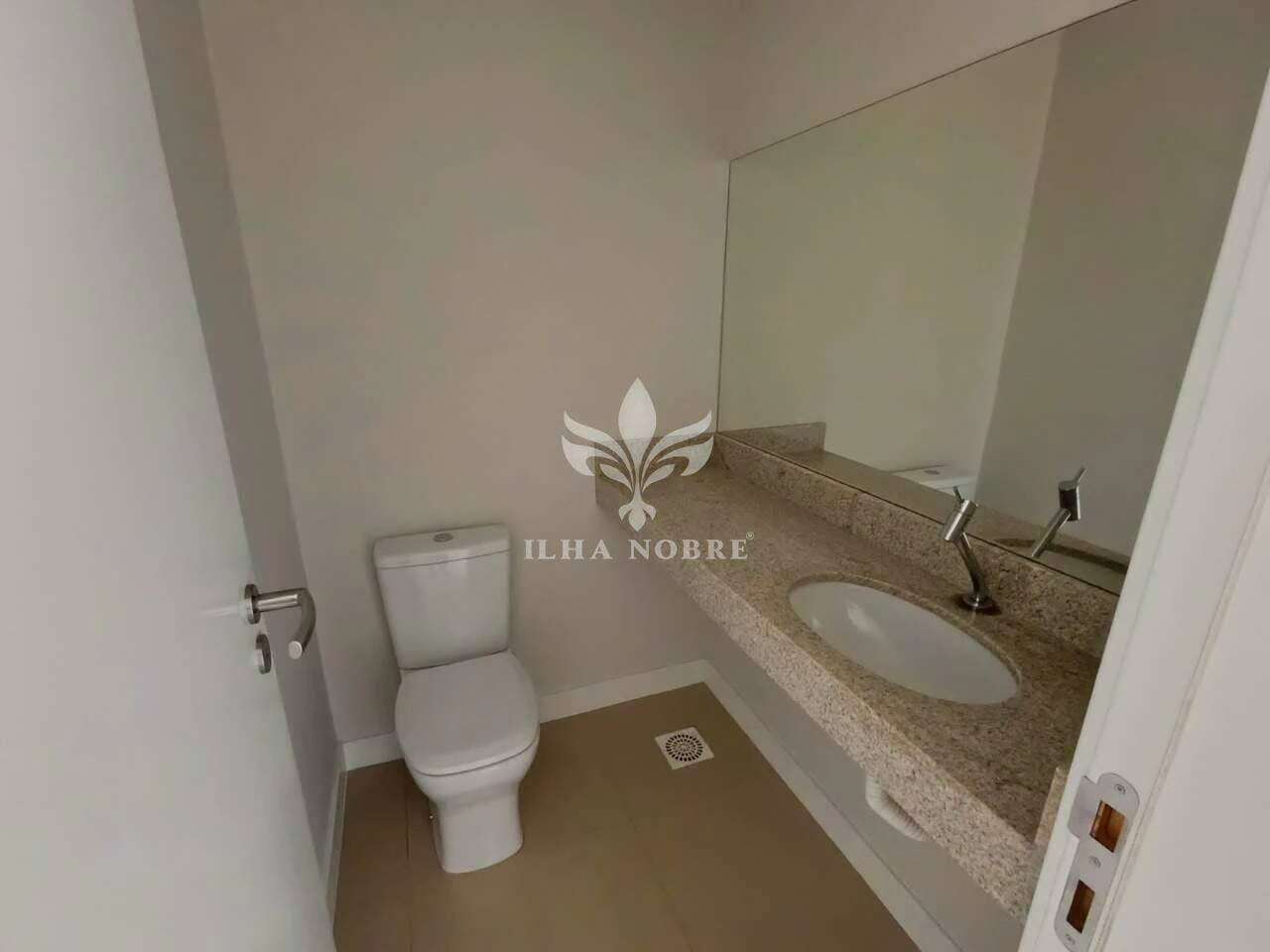 2-bedroom apartment with a private BBQ — photo 14