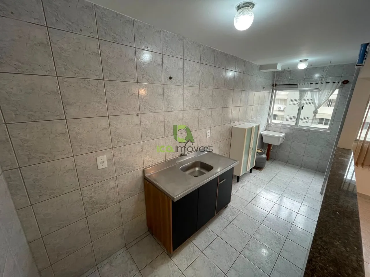 Unfurnished 2-bedroom apartment with separate kitchen — photo 5