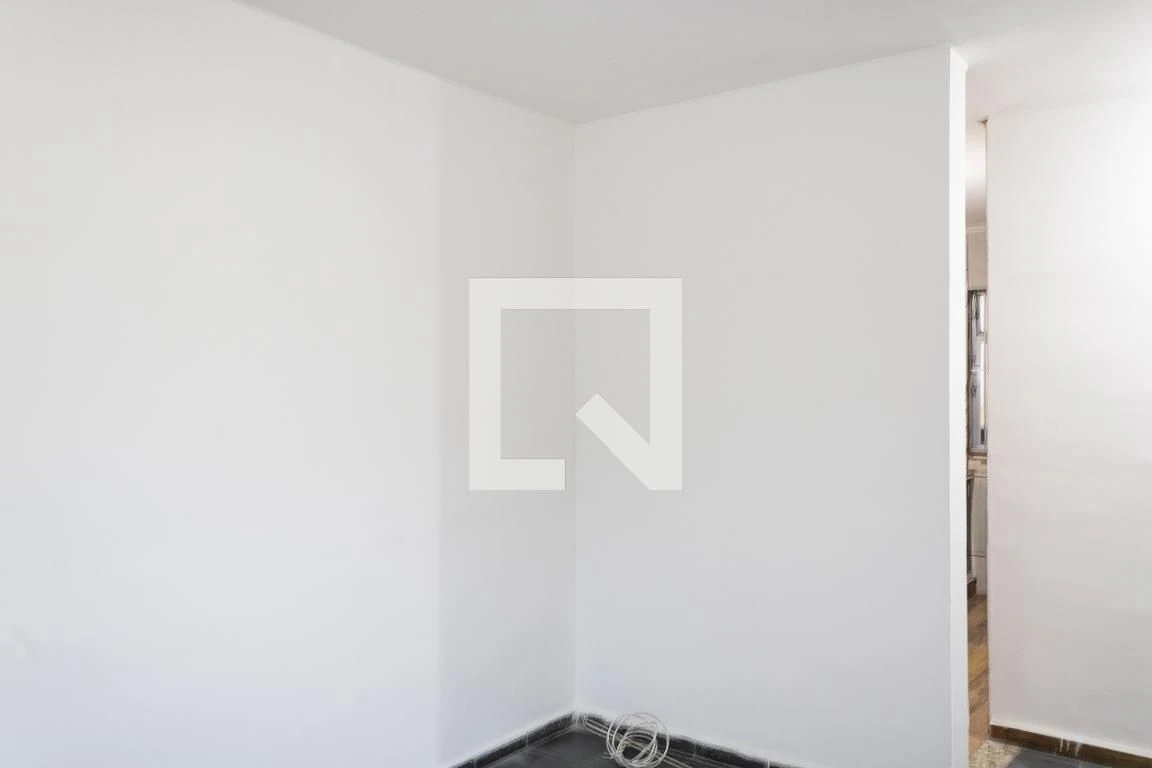 Unfurnished apartment with 2 bedrooms and closed kitchen — photo 37