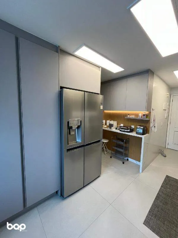 Furnished 3-bedroom apartment with a gas open-plan kitchen — photo 29