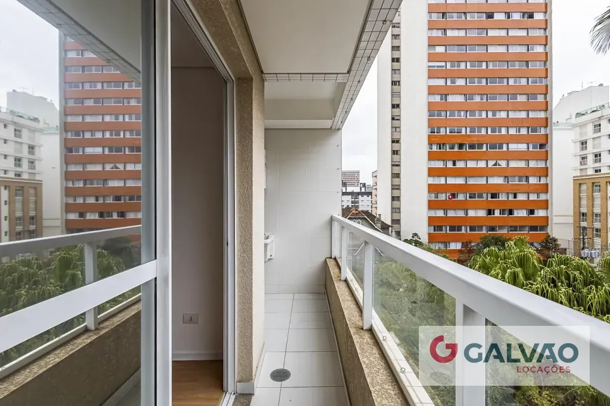 Apartment on the 4th floor with wood or laminate floors — photo 13