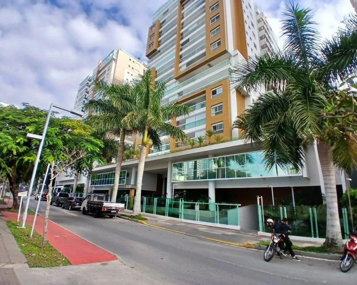 Apartamento com janelas do piso ao teto, Agronômica — photo 10
