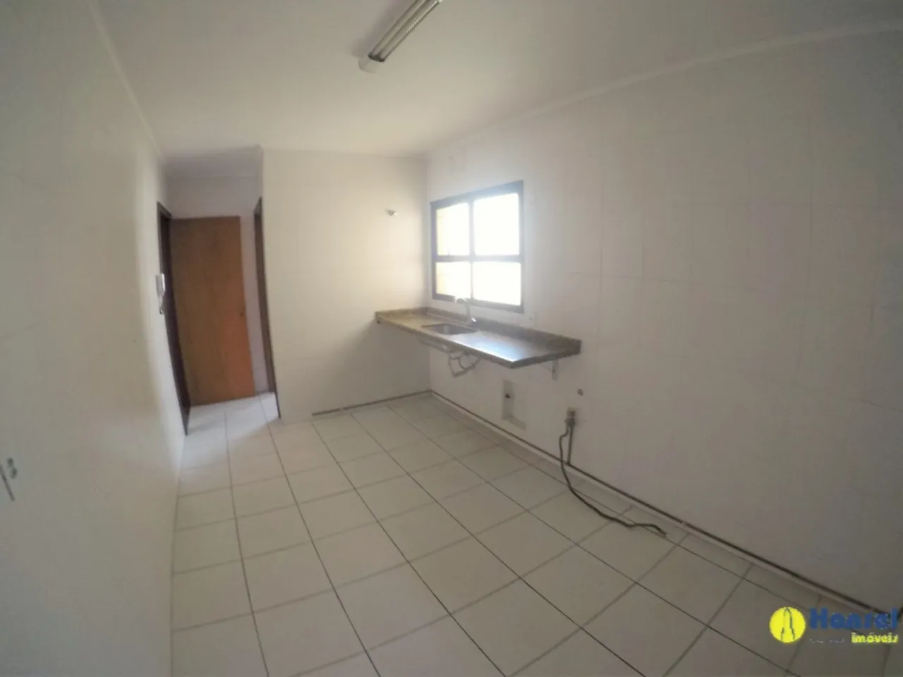 Apartamento de 3 quartos com cozinha a gás e varanda fechada — photo 6