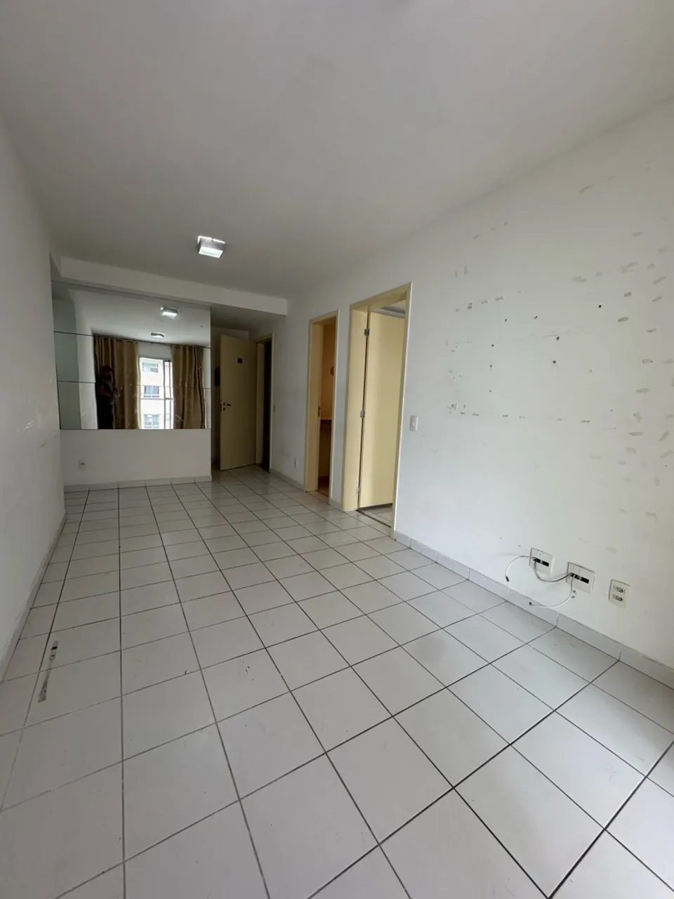 3-bedroom apartment in a building with a gym — photo 2