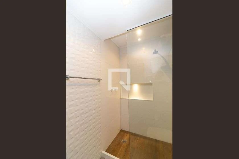 Квартира 244 м² с 4 спальнями и отдельной кухней — photo 23