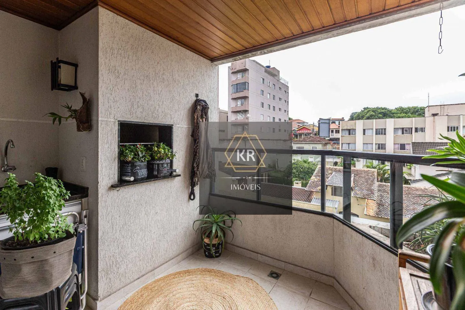 Apartment on the 3rd floor with a private BBQ — photo 27