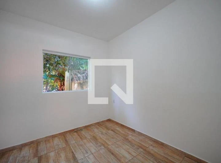Casa de 44 m² para alquiler con 1 dormitorio y jardín — photo 4
