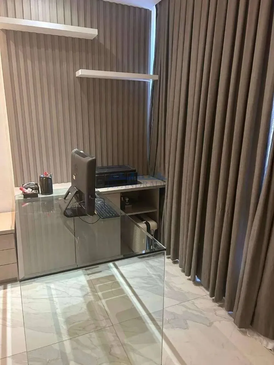 Furnished 250 m² apartment with 3 bedrooms and open kitchen — photo 6