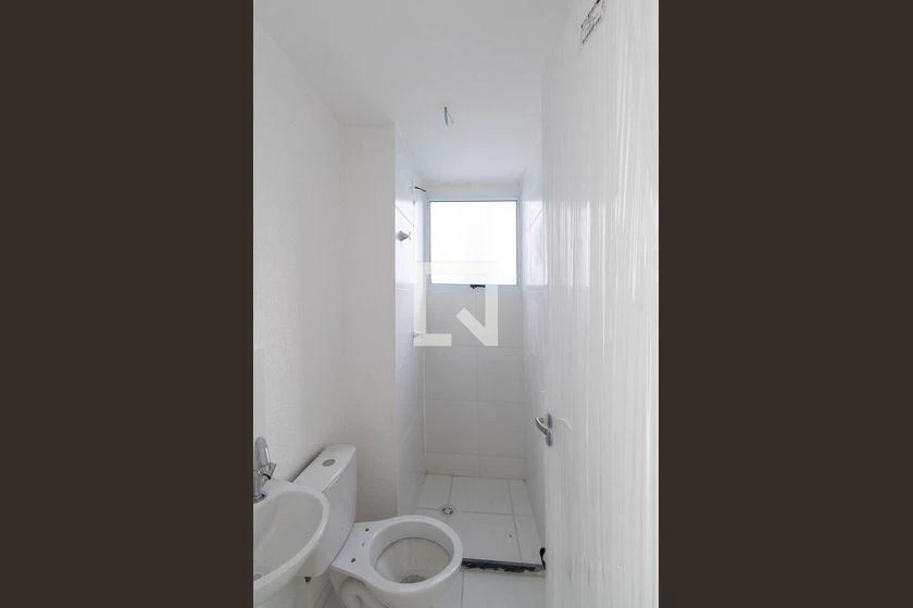 Apartamento sem mobília com 2 quartos e 1 banheiro — photo 26