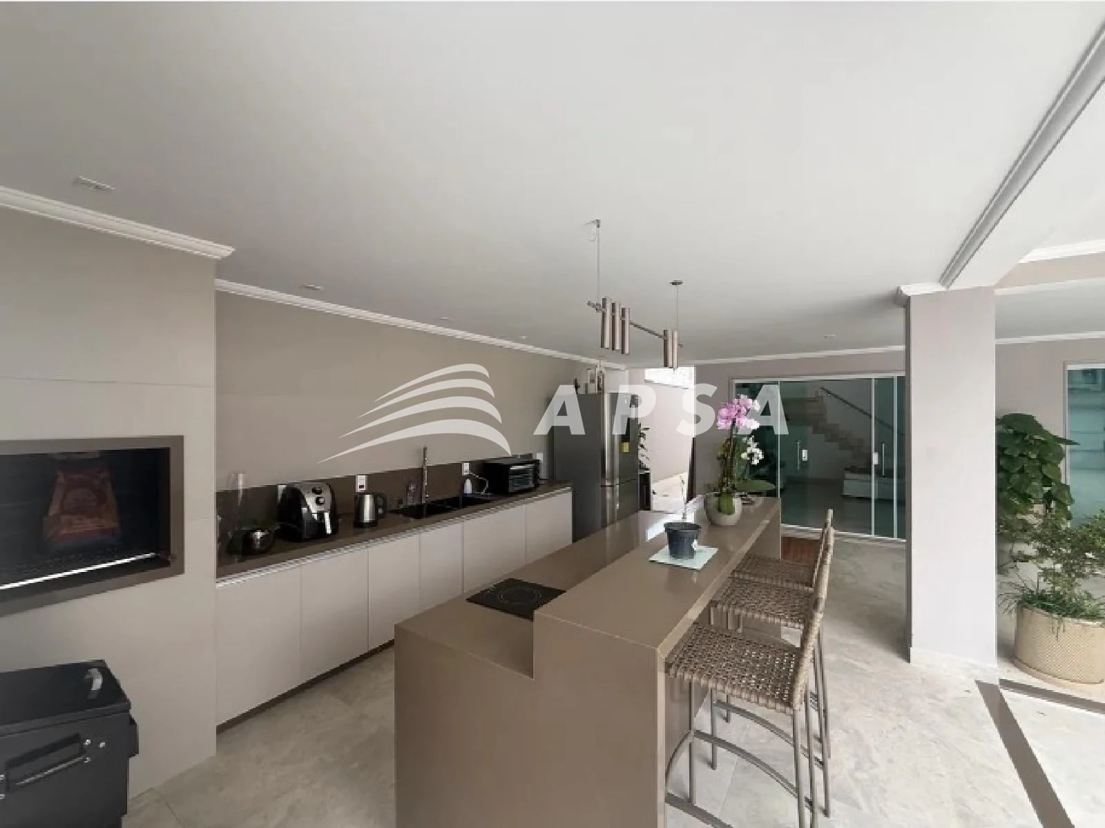 Furnished house, 340 m², with a walk-in closet — photo 17