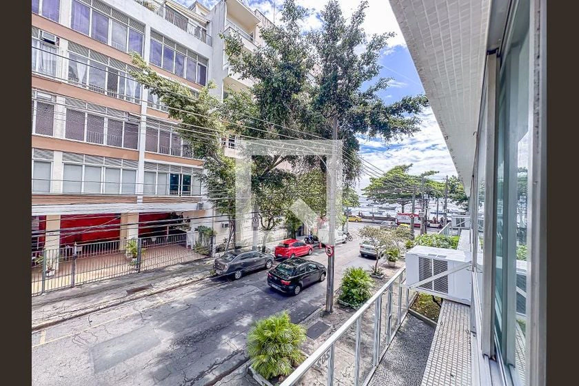 Apartamento de 4 habitaciones con 221 m² y 2 plazas — photo 19