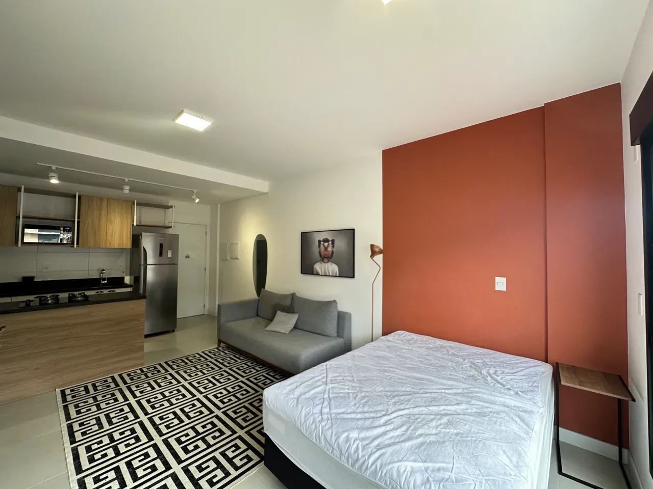 Furnished 1-bedroom apartment with a private garden — photo 18